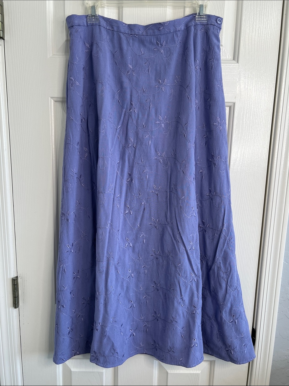 Vintage Coldwater Creek lavender lilac floral embroidery stitch midi skirt Large